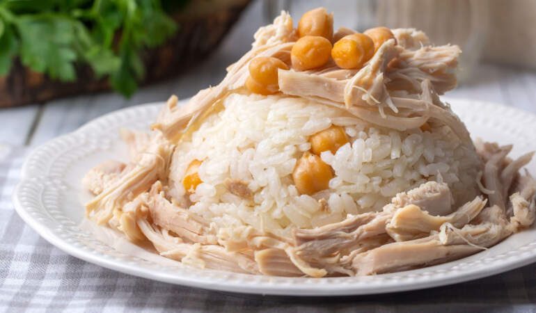 Yine Tavuk Yine Zehirlenme! 30 Kişi Hastaneye Kaldırıldı