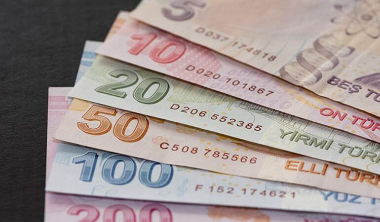 OECD’den Türkiye raporu: Sıkı para politikası uzuyor