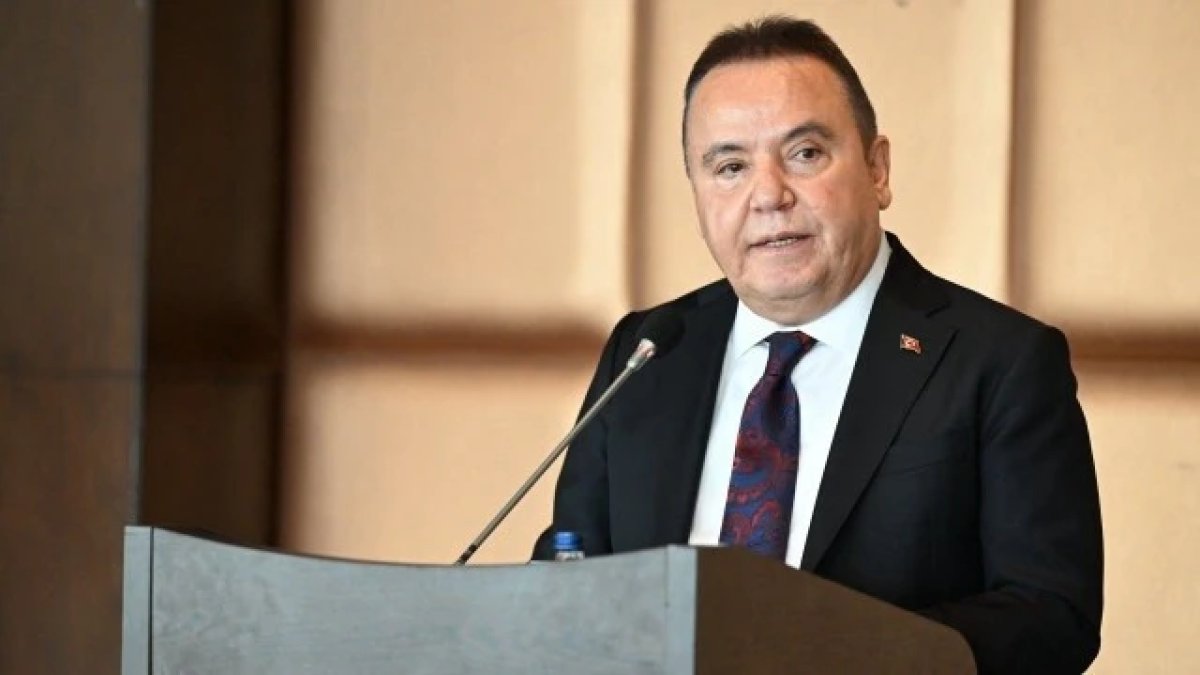 Muhittin Böcek’ten mektup: 22 ilaçla ayakta durmaya çalışıyorum