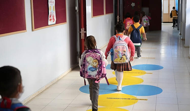 GENAR Araştırma anket sonuçlarını paylaştı: Velilerin yüzde 88’i okul formasını güvenli görüyor