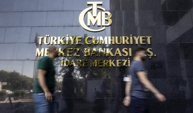Merkez Bankası’ndan “faiz indirimi piyasaya yansımıyor” eleştirilerine cevap: Kredilerde makas açıldı