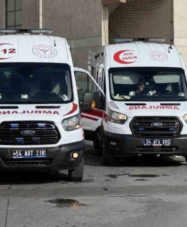Sakarya’da öğrenci yurdunda panik! 23 öğrenci hastaneye kaldırıldı