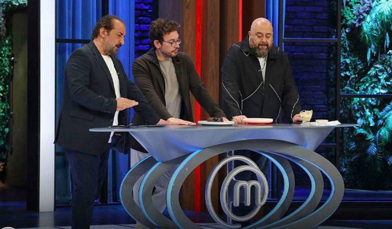 Masterchef 24 Kasım eleme adayları kimler oldu, potaya hangi isimler gitti? Masterchef son bölüm dokunulmazlığı kim kazandı?