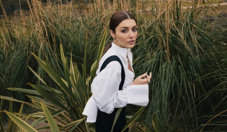 Hande Erçel’den çifte kutlama! Filminin galasına gitmeden yeni bir reklam anlaşması yaptı: Kozmetik markasının yeni yüzü olacak
