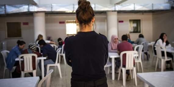 İstanbul Barosu’ndan kadın mahkumların hak ihlalleri raporu: Bir koğuşta 60 kişi kalıyor, yerde yatanlar var