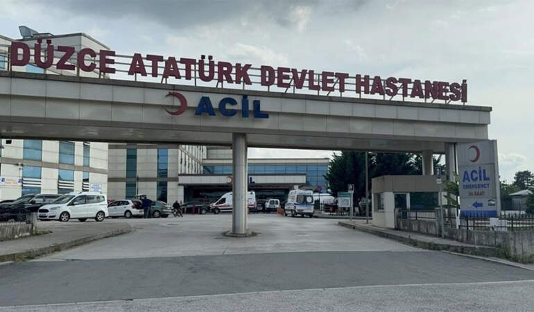 Acı biberi fazla yiyen öğrenciler hastanelik oldu