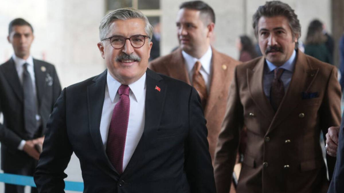 Hüseyin Yayman, İmralı ziyaretiyle ilgili AK Partili komisyon üyelerini bilgilendirdi