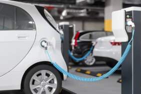 Elektrikli araçlarda yeni dönem mi geliyor? Kilometre başına vergi sistemi gündemde