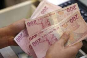 Hayat pahalılığı vatandaşı eksi hesaplara yöneltti: KMH bakiyesindeki borç 1 trilyona dayandı