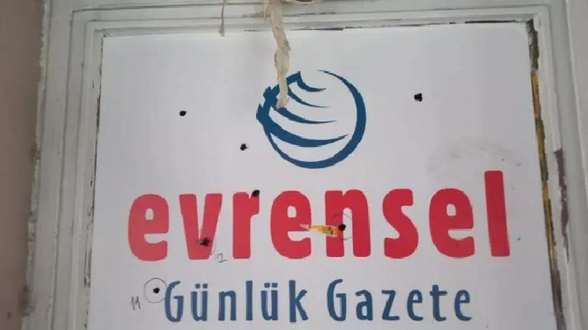 Evrensel Gazetesi’ne saldırı: İsa Can Biler hakkında tahliye kararı verildi