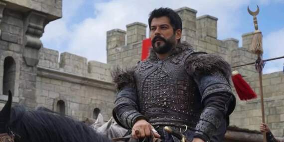 Burak Özçivit’i şaşırtan jest! Ünlü oyuncu hem şaşırdı hem de mutlu oldu
