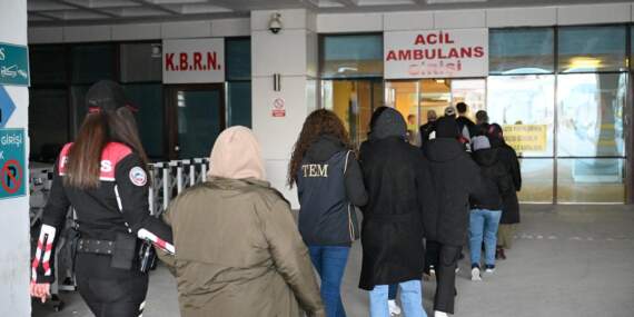 FETÖ’nün öğrenci yapılanmasına operasyon: 12 gözaltı