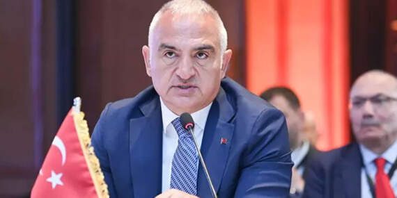 Bakan Ersoy’dan dizi sektörüne ‘destek’ müjdesi