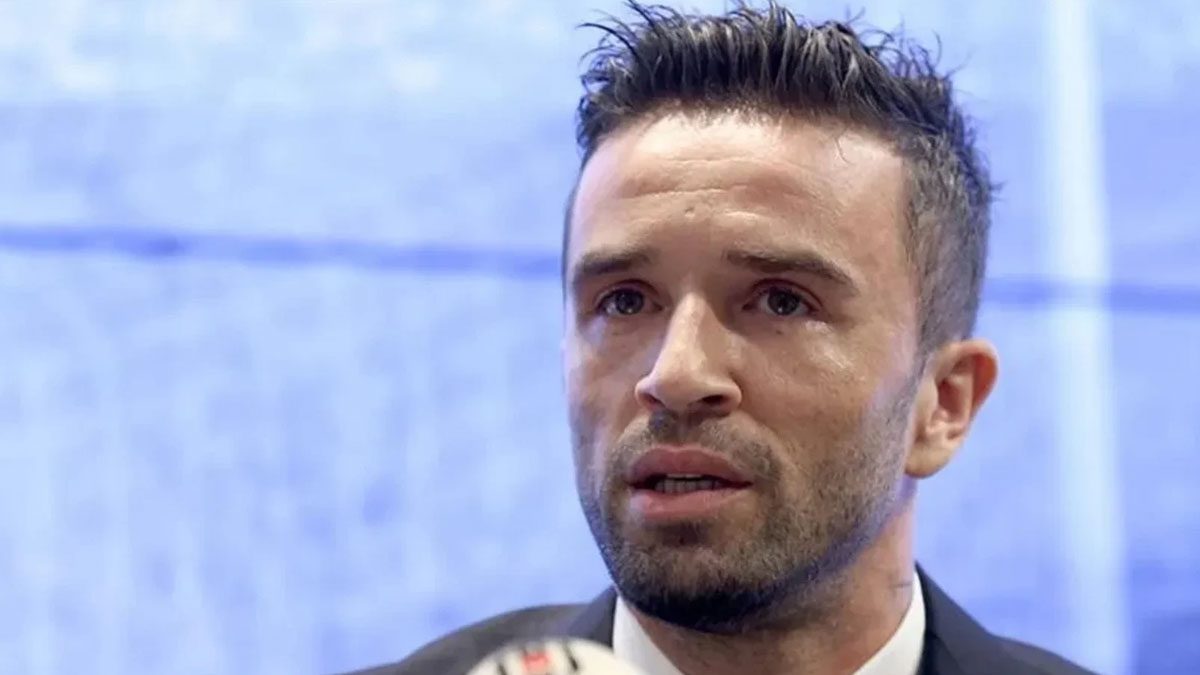 Eski futbolcu Gökhan Gönül için ev hapsi talebi