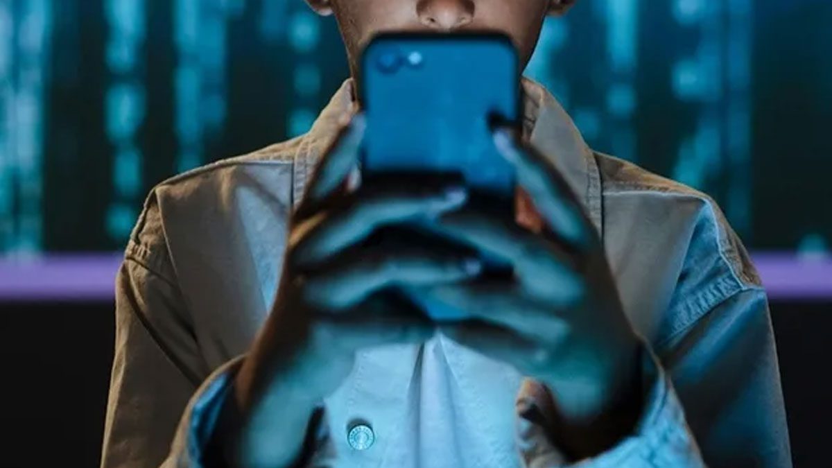 Bakan Göktaş duyurdu: 15 yaş altına sosyal medya yasağı için düzenleme geliyor