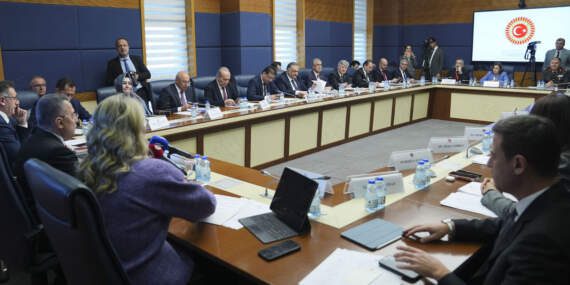 Fuat Oktay: Çatışmaların ülkemizin münhasır ekonomik bölgesine sıçraması kabul edilemez