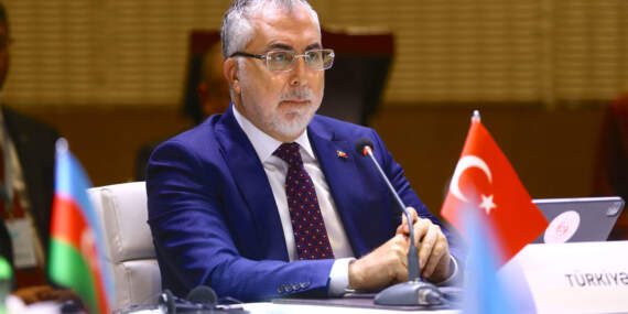 Işıkhan: İşsizlik oranı 30 aydır tek haneli