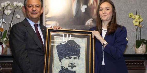 Özel’den tedavisi süren Gülşah Durbay’a ziyaret