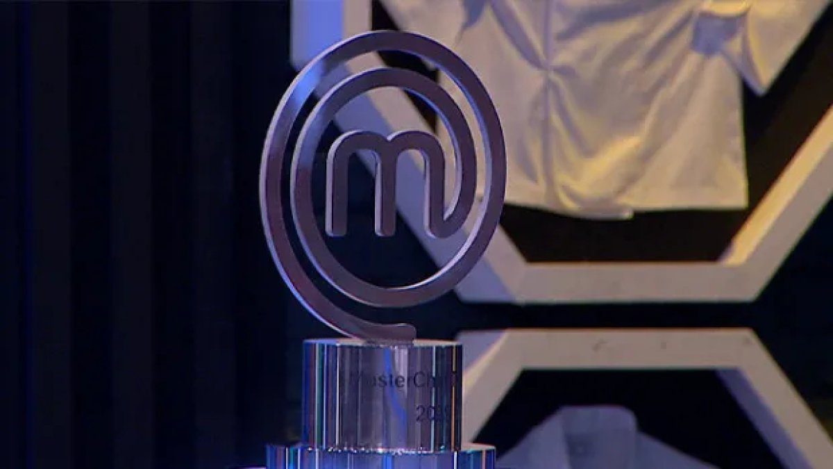 Son dakika: MasterChef Türkiye 2025’te kim şampiyon oldu? Kupayı kim aldı: Özkan mı; Sezer mi?