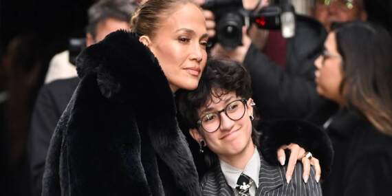 Jennifer Lopez kızıyla görüntülendi! Özel partiye katılan anne kız en çok konuşulan isim oldu