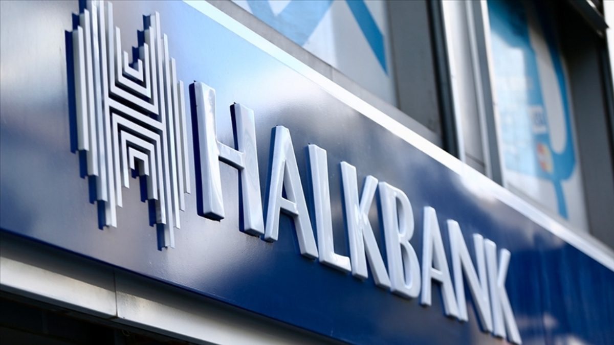 Halkbank gençler için harekete geçti! 1 milyon faizsiz kredi verecek: İşte şartlar ve detaylar
