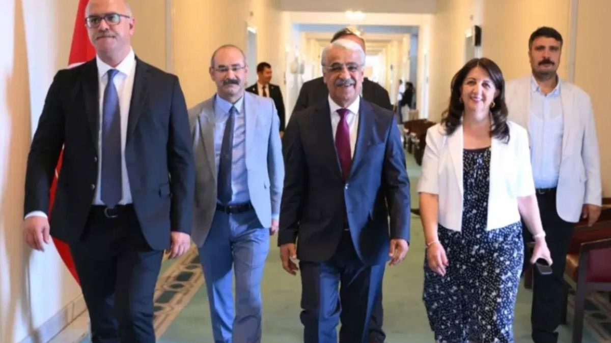 DEM Parti İmralı heyeti Babacan ve Bahçeli ile görüşecek