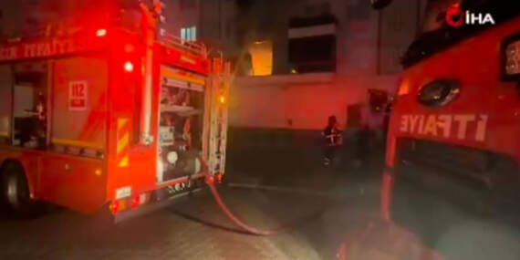 Ailesiyle tartıştı, evi ateşe verdi: 3 kişi dumandan etkilendi