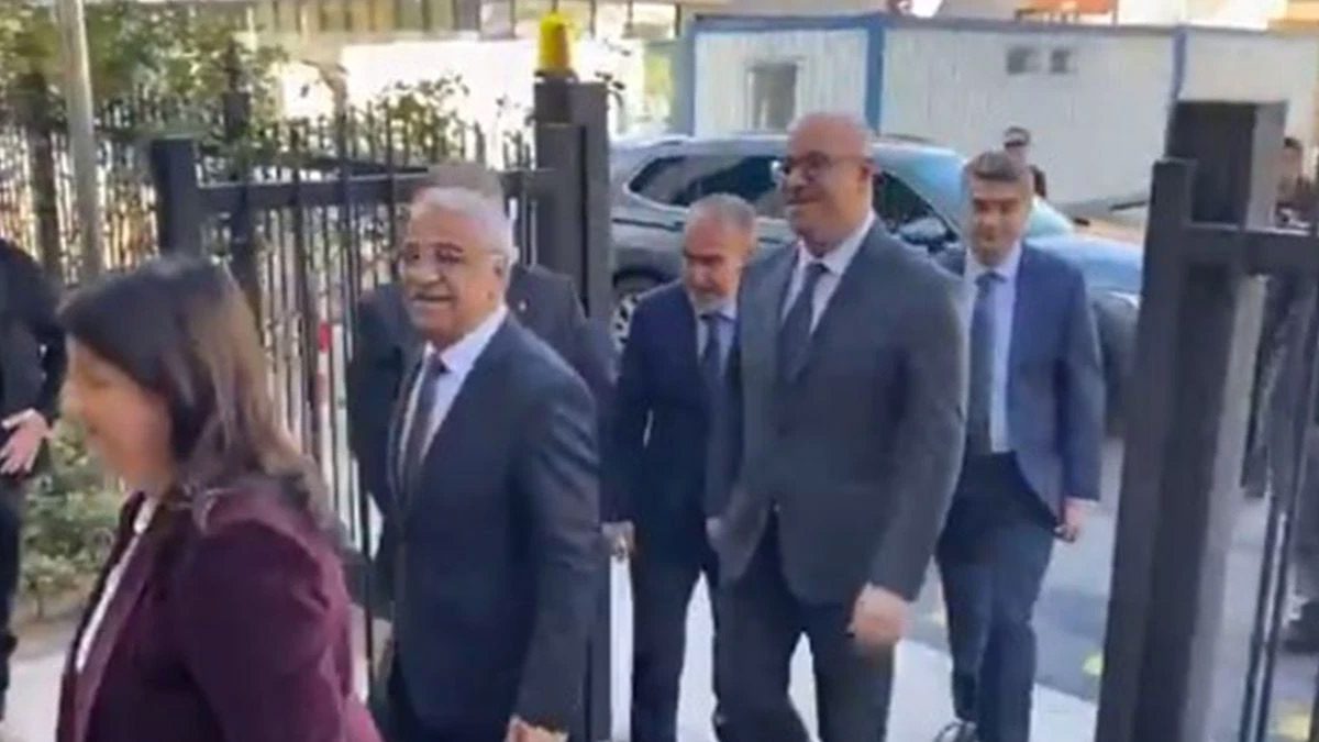 DEM Parti İmralı heyeti, Babacan’ı ziyaret etti