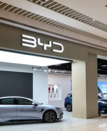 BYD’den elektrikli araç devrimi: 20 bin dolarlık modelde şarj süresi yarıya iniyor