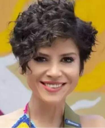 “Kimseye güzellik borcum yok” dedi, hastalığını ilk kez açıkladı: Aydilge acımasız yorumlara sessiz kalmadı!