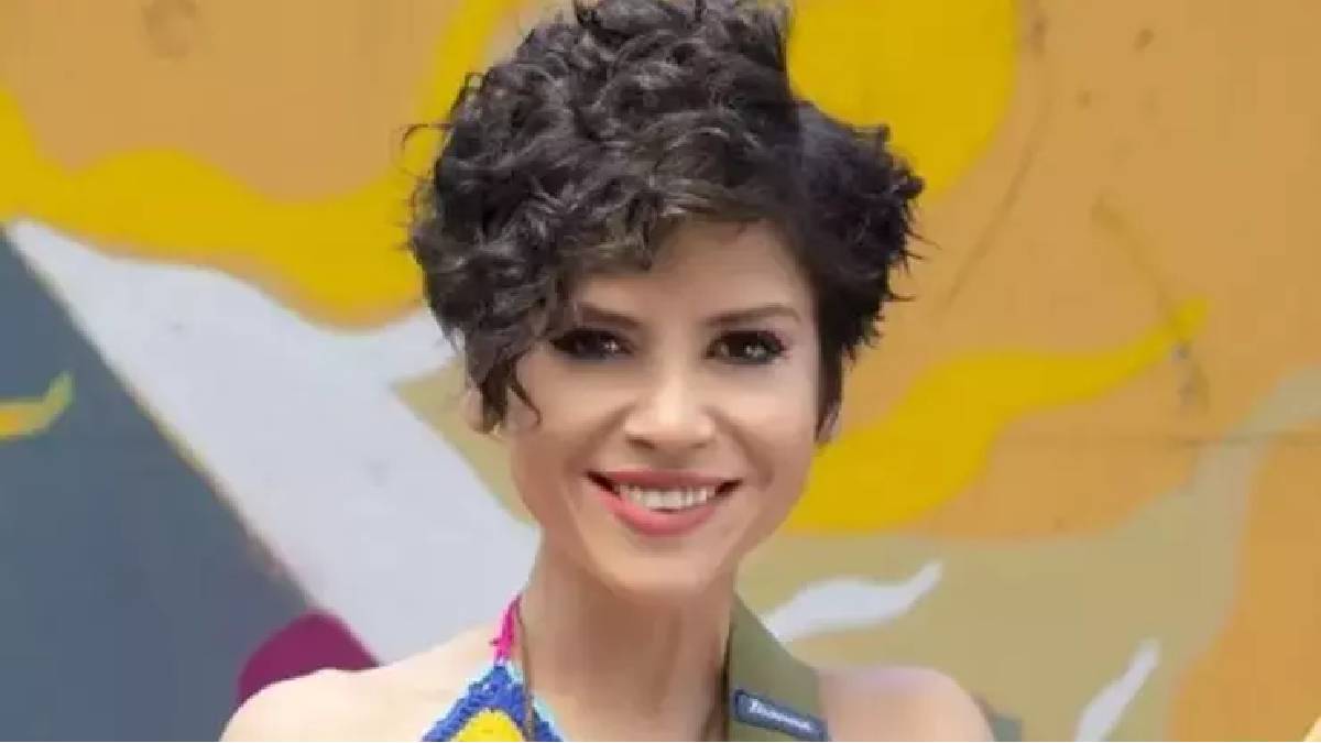 “Kimseye güzellik borcum yok” dedi, hastalığını ilk kez açıkladı: Aydilge acımasız yorumlara sessiz kalmadı!