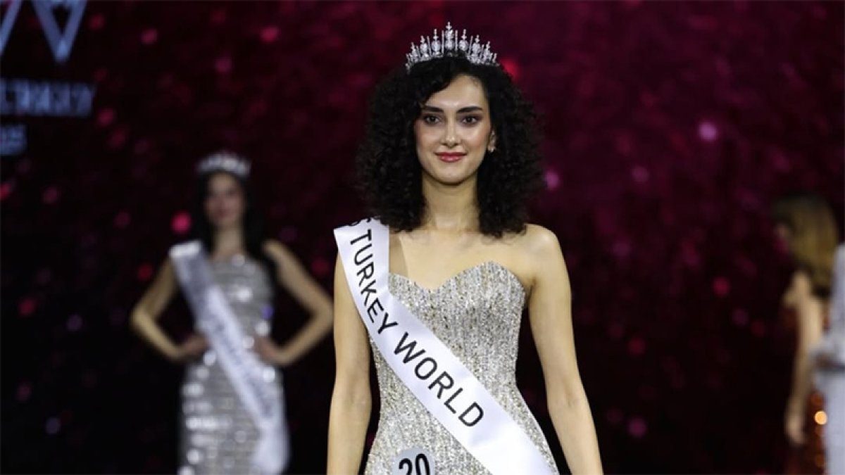 Miss Turkey’de kraliçe Sıla Saraydemir oldu