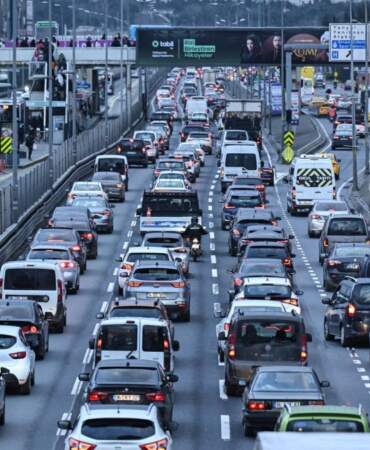 Trafik sigortasında hasarsızlık indirimi sürücüye mi bağlandı?