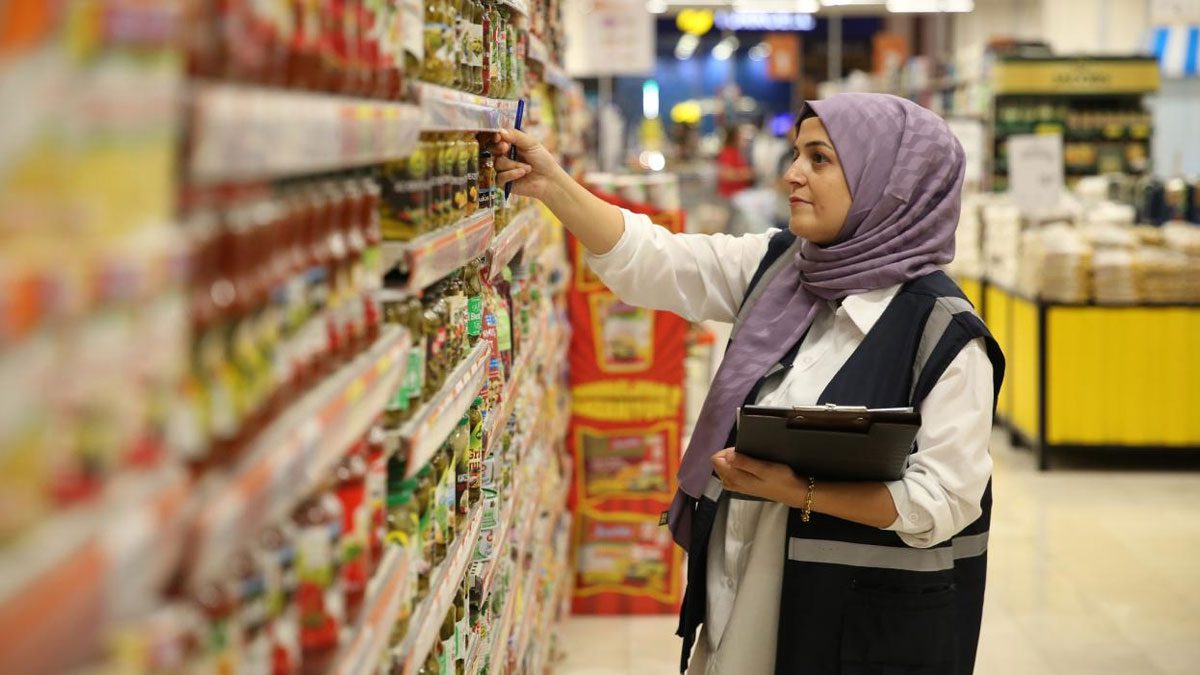 Bakan Yumaklı duyurdu: Yılbaşı öncesi 81 ilde gıda denetimi