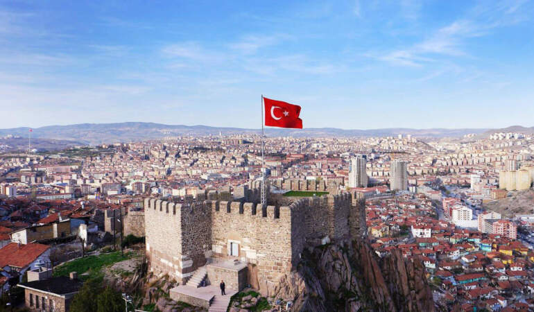 Ankaralılar Pazar gününe dikkat! Gökyüzü kararacak, sıcaklıklar çakılacak