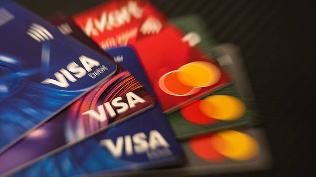 Faiz düştü ama borçlar ödenemedi: Kredi kartı ve KMH borçlarında tasfiye oranları katlandı