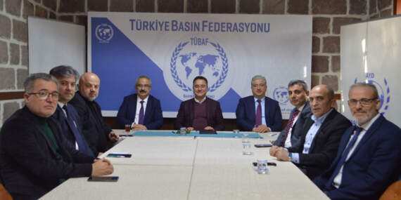 Babacan: Avrupa’nın bize ders verme hakkı yok