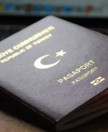 Karadağ, Türk vatandaşlarına vize muafiyetini yeniden başlatıyor