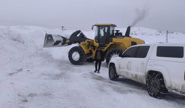 Doğu Anadolu ve Güneydoğu’da kar esareti: 1119 yerleşim yerine erişim kesildi
