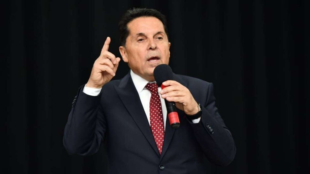 CHP’den Ahmet Özer’e verilen hapis cezasına sert tepki: Sanıklar suçsuzluklarını ispat etmek zorunda kalıyor