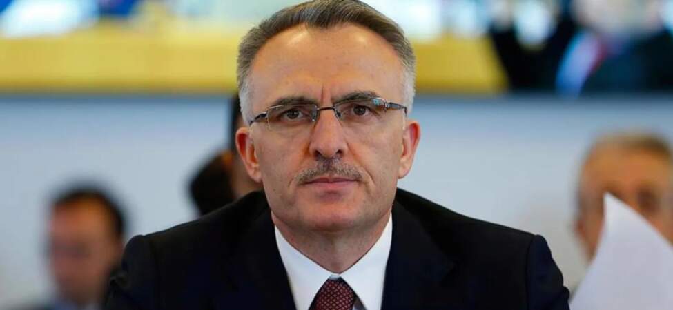 Eski Hazine Bakanı Naci Ağbal, Aksa Enerji’nin CEO’su oldu