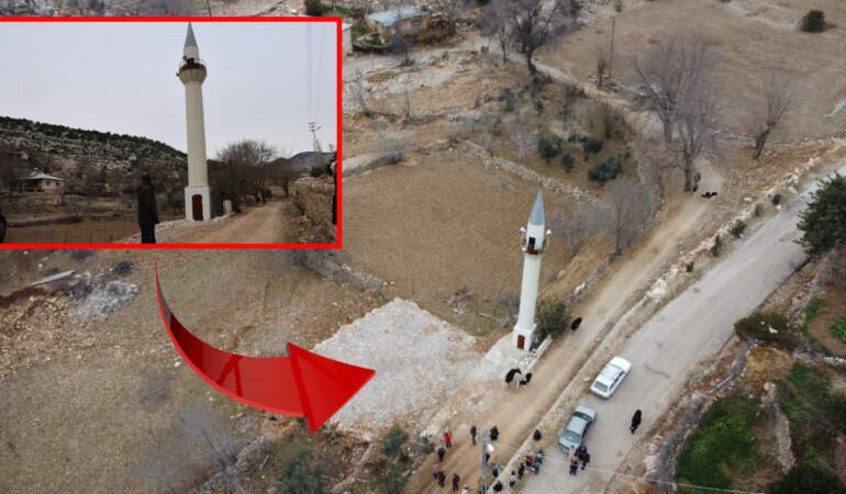 Böyle cami görülmedi! İmam, cemaat, minare var ama cami yok: Depremden kalan hasar