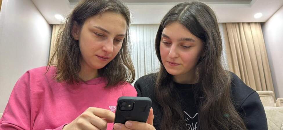 iPhone kullanıcılarını şoke eden ‘güvenlik’ olayı: 11 yaş farka rağmen ‘Yüz Tanıma’ kilidini şak diye açtı