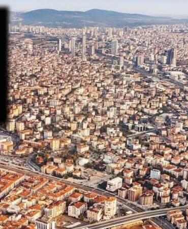 Murat Ülker İstanbul’u yazdı: Külliye medeniyetinden tüketim toplumuna geçiş