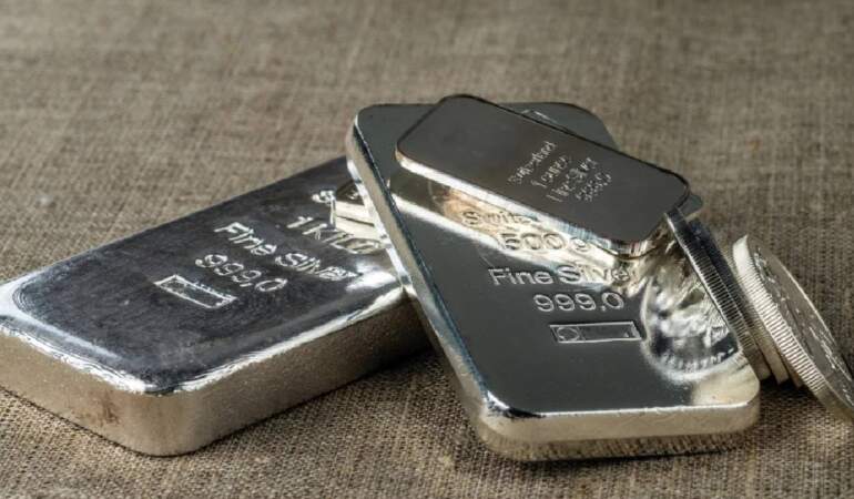 Gümüş fiyatları tırmanışta: Fiziki arz baskısı artıyor