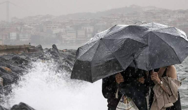 Bugün öğlen başlayıp Salı gününe kadar sürecek! Meteoroloji kritik uyarıda bulundu: Fırtına ve sağanak geliyor