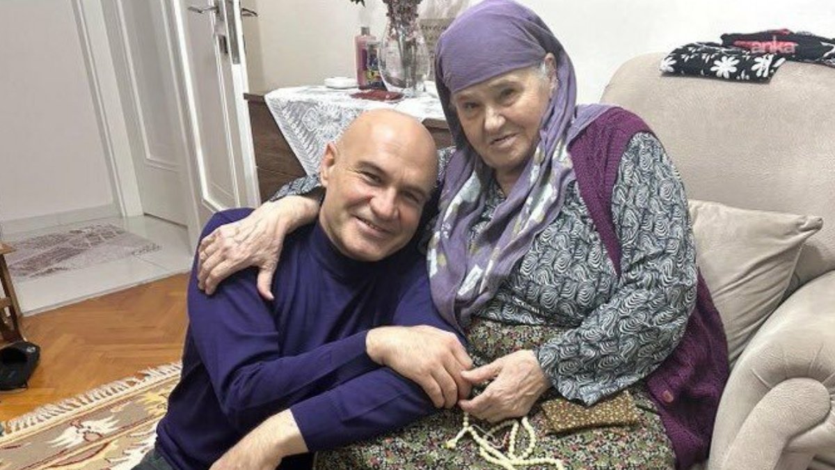 İYİ Parti Grup Başkanvekili Turhan Çömez’in annesi İkbal Çömez vefat etti