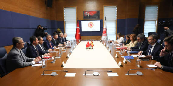 Fuat Oktay, İspanya Temsilciler Meclisi Başkanı Francina Armengol Socias ile görüştü