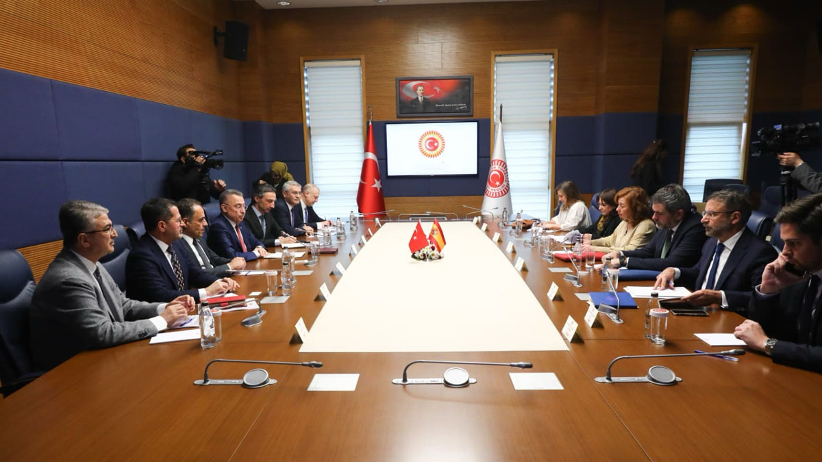 Fuat Oktay, İspanya Temsilciler Meclisi Başkanı Francina Armengol Socias ile görüştü