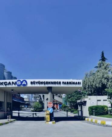 Sabancı Holding, Akçansa’yı satışa hazırlanıyor: Hisseler tavan yaptı